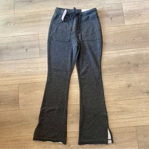 AE High Rise Fleece Flared Sweatpants size XS